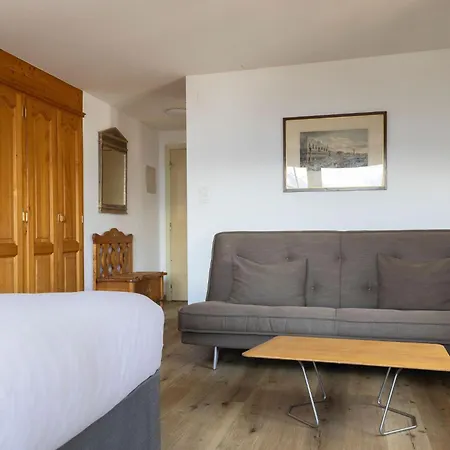 Montpelier Готель Верб'є