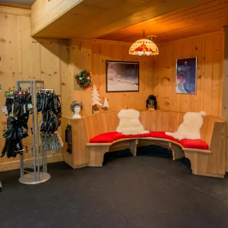 Готель Montpelier Верб'є